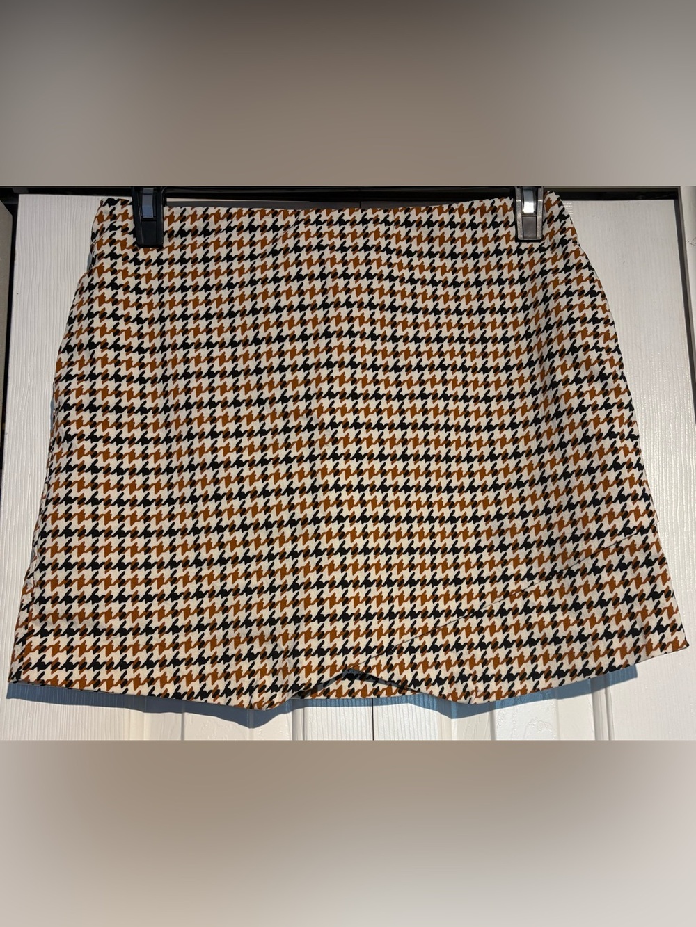 Versona checkered pattern skort with flattering colors